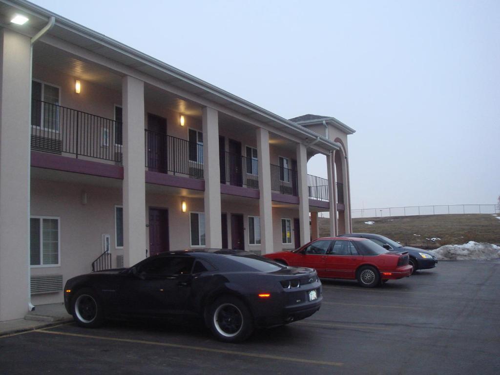 Townhouse Inn & Suites Omaha Bagian luar foto