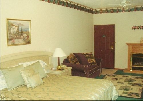 Townhouse Inn & Suites Omaha Bagian luar foto
